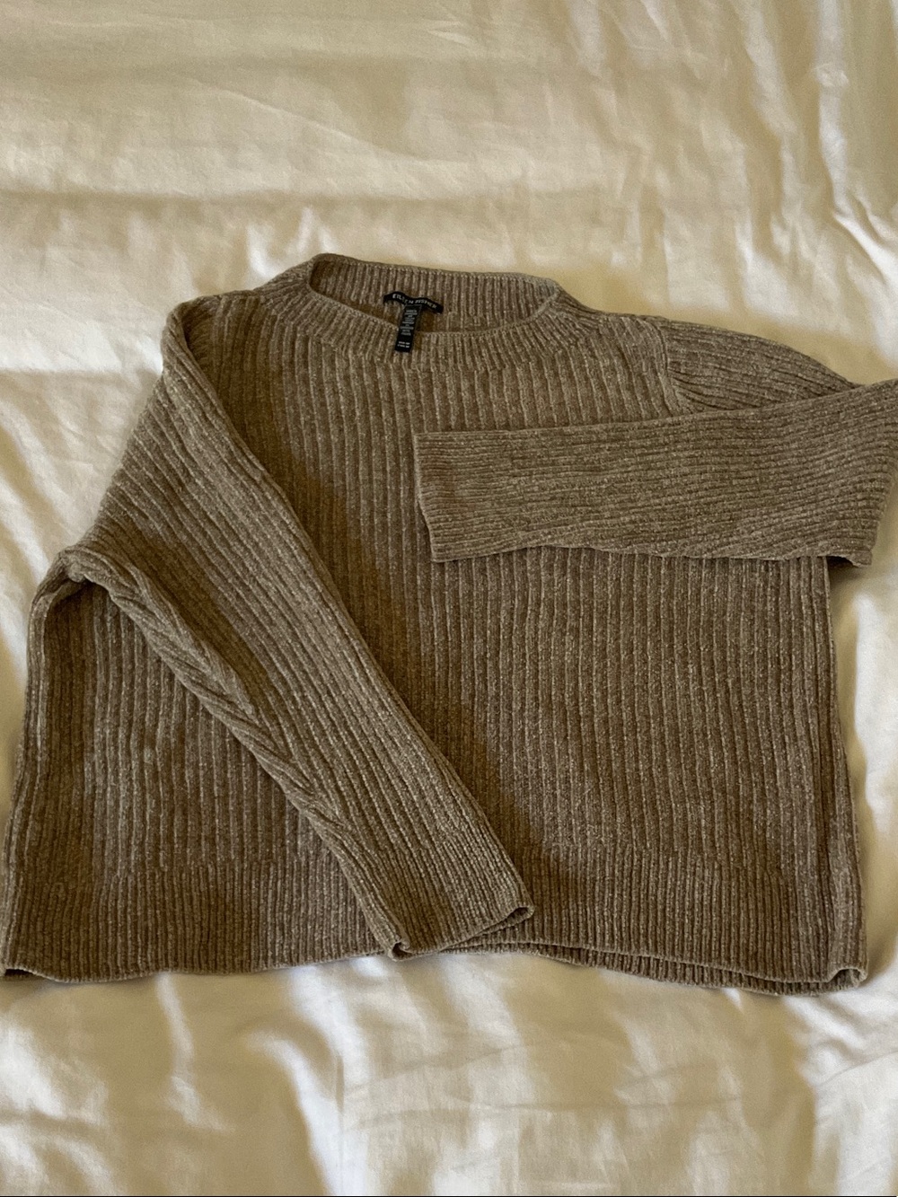 Eileen Fisher Ribbed Knit Crewneck Sweater in champagne size Med